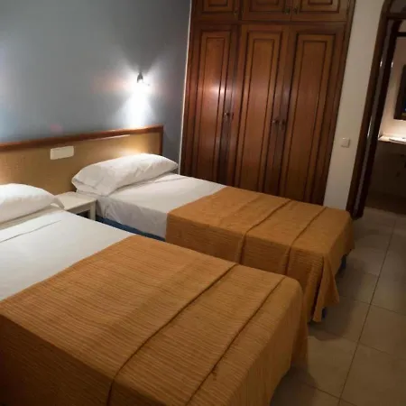 Appartement Modern With Shared Pool, Close To The Beach, In Tenerife South *