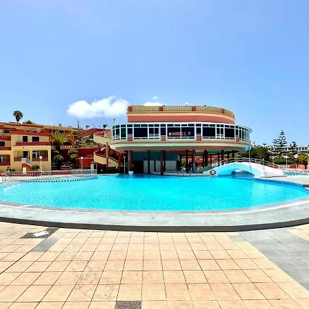 Modern With Shared Pool, Close To The Beach, In Tenerife South Appartement *