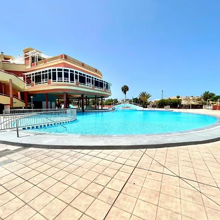 Modern With Shared Pool, Close To The Beach, In Tenerife South Appartement *