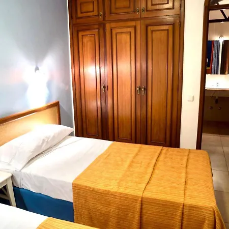 アパート Modern With Shared Pool, Close To The Beach, In Tenerife South アデヘ