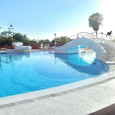 Modern With Shared Pool, Close To The Beach, In Tenerife South 阿德耶