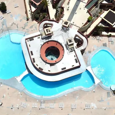 Modern With Shared Pool, Close To The Beach, In Tenerife South * 阿德耶