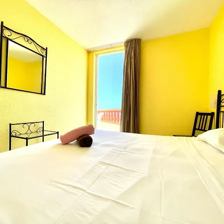 Modern With Shared Pool, Close To The Beach, In Tenerife South 公寓